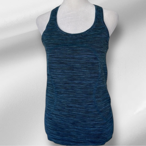 Lululemon Swiftly Tech Racerback 2.0 - Picture 8 of 13